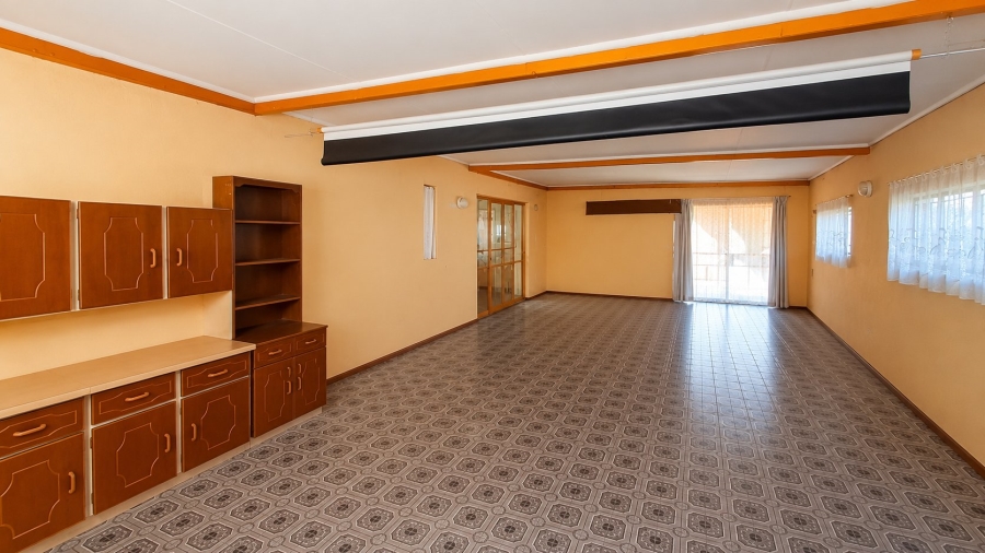 4 Bedroom Property for Sale in Roodia Free State